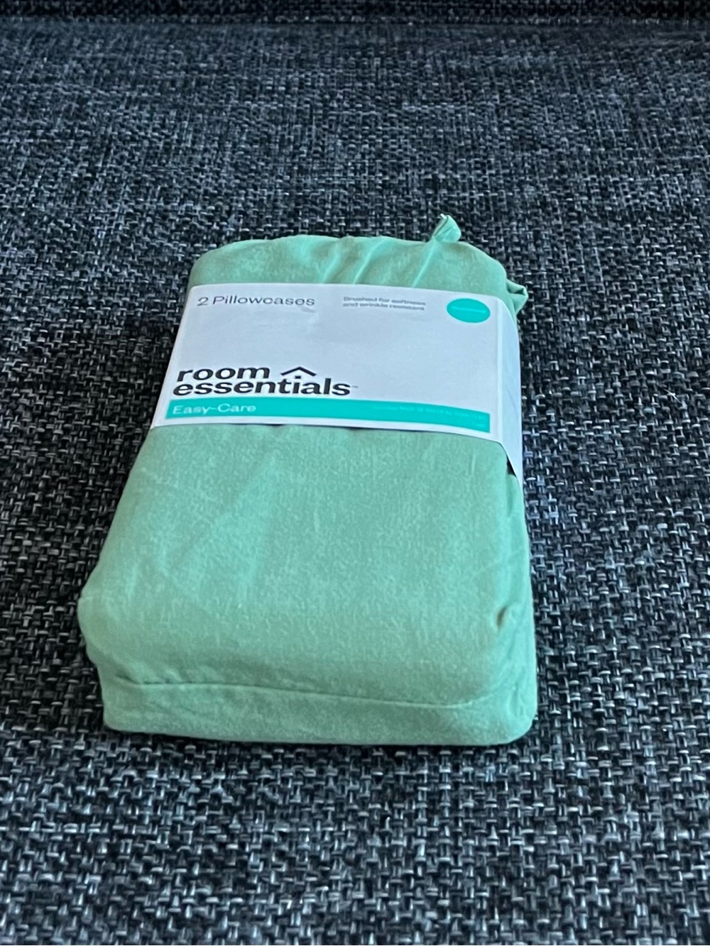 NWT Room Essentials Standard Pillowcases Pack of 2